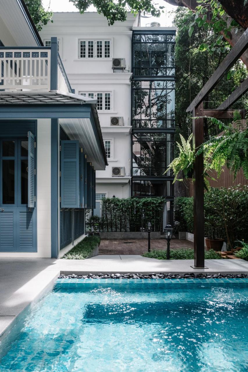 Hotel Baan Vajra à Bangkok Extérieur photo
